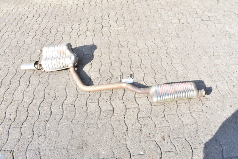 Mercedes C Klasse W204  Auspuff und Endtopf A2044917901 Bild 4